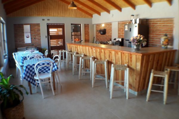 Lounge, bar, comedor 4