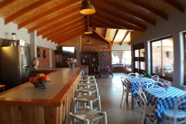 Lounge, bar, comedor